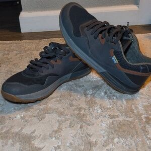 Lems Trailhead Men's Gray and Brown Low-Top Stormy Night Sneakers Size 10 Q8